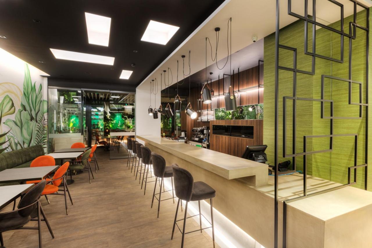 Ivis 4 Boutique Hotel Atina Dış mekan fotoğraf