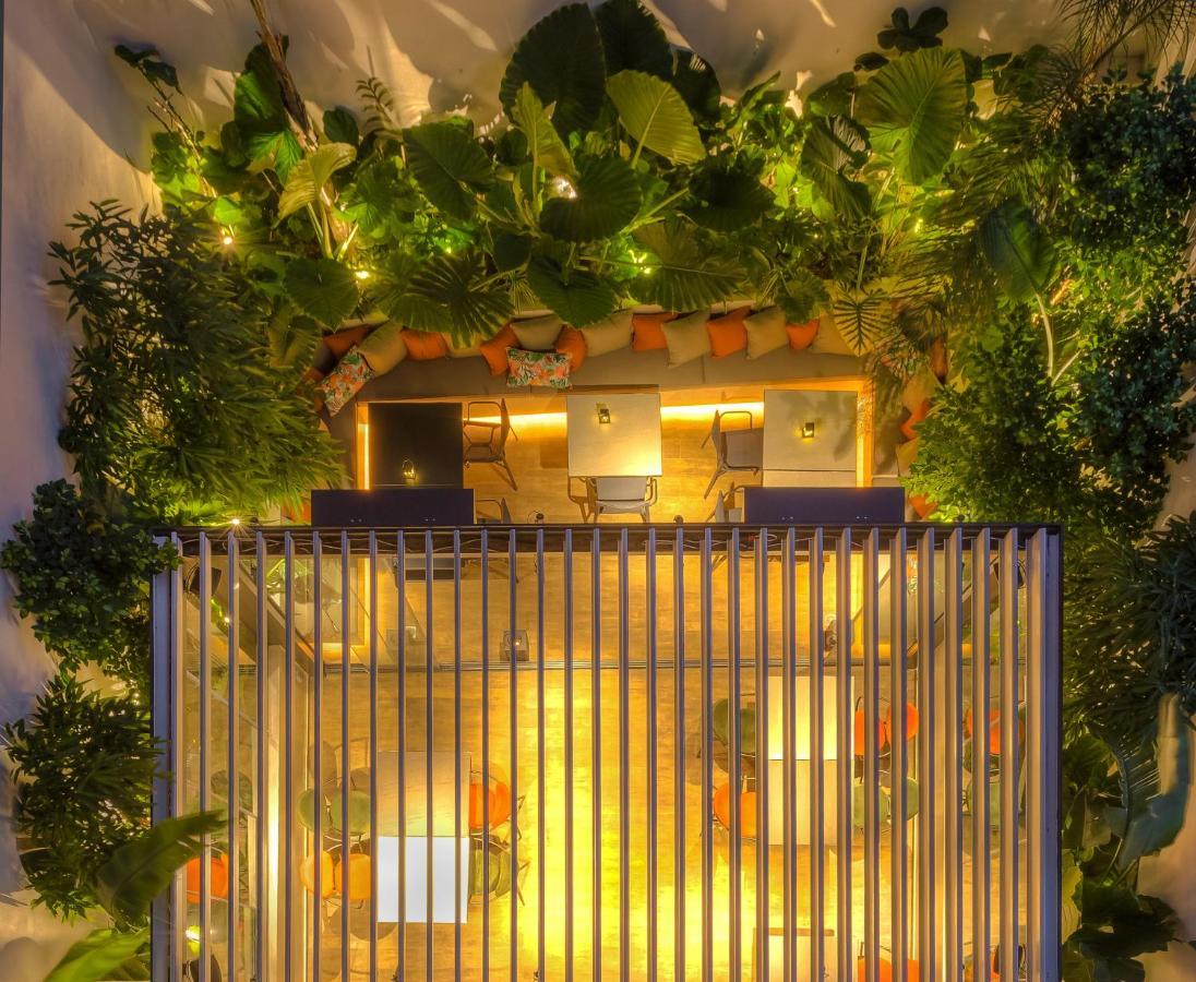 Ivis 4 Boutique Hotel Atina Dış mekan fotoğraf